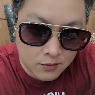 dehow127's profile picture. 我從事旅遊業，也愛交朋友^_^