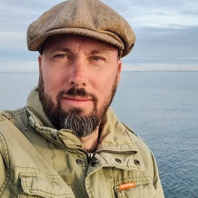 Langeveld's profile picture. Dutch 🇳🇱 product guy 🚀 with short attention span 🐿️ doei 👋