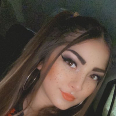 Bhlu_'s profile picture. 27 ♉️ Singer🎤Photographer 📸Model ✨Optimist and believer 🌸Full Time Creator 🦋 Life is what you make of it, Not what you take from it.