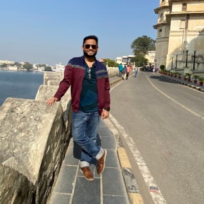 Software developer | 2x AWS certified | Tech enthusiast | I code 👨🏽💻mostly in Java, NodeJS (Typescript & JavaScript), Angular | I like to write blogs 🖌