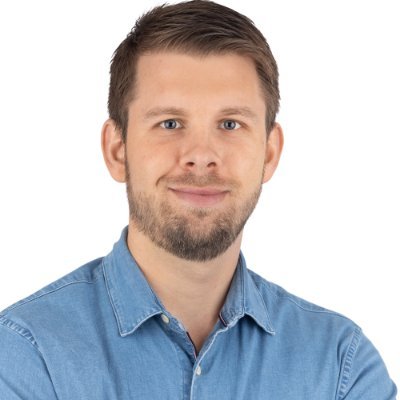BA i Brasilianske studier og cand.soc. i udvikling og internationale forhold. Tweeter mest om #sldk
Mener at målmænd skal være bedre med hænderne end fødderne!