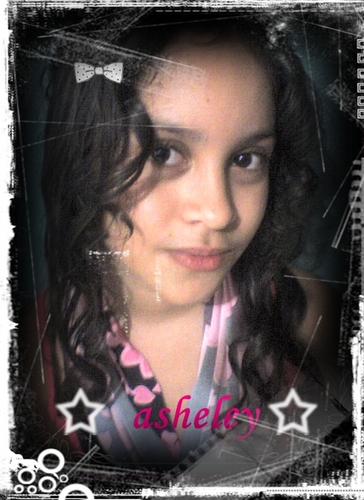 Asheleymota's profile picture. adoro cantar, dançar e estudo muito!