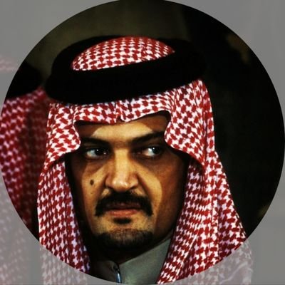 AM9_i7's profile picture. تجري الرياح كما تجري سفينتنا
نحن الرياح و نحن البحر و السفن ُ
إن الذي يرتجي شيئاً بهمّتهِ 
يلقاهُ لو حاربَتْهُ الانسُ والجنُّ