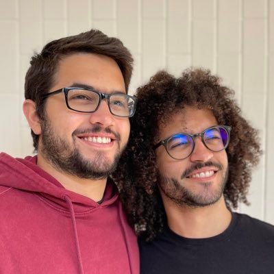 Programa de opinión dirigido por los hermanos Andrés Eloy (@speedydirtyhand) y Simón Antonio Do Couto (@Elportuguej). Perfil en construcción.