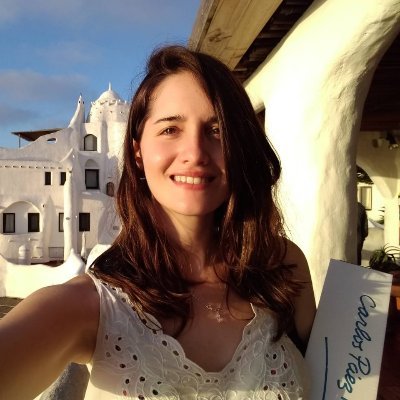 Julijuu's profile picture. Abogada argentina viviendo la bella Nación hermana, Uruguay. Interesada -muy- en DD.HH. y aportar a un mundo de respeto y paz.