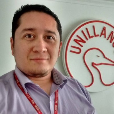 aacruzr's profile picture.