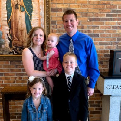 @CoachKonicek