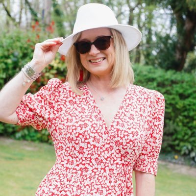 Inspiration and everyday style for women in their 50's - menopause, beauty, health, fitness and travel on the blog.