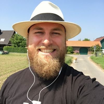 hmaus_'s profile picture. Site Reliability Engineer