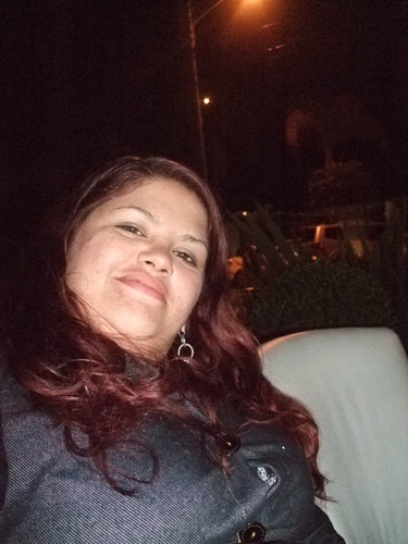 sou uma pessoa que adora ter amigos e agradeço a deus pelo marido que tenho e pelo dois filhos que deus me deu .familia amo muito voces.