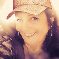 Linda Denton - @LindaDe27369220 Twitter Profile Photo