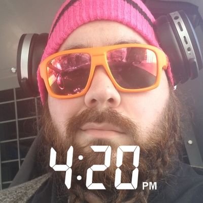 🔞BLM bi he/him | im bigbeard | if I go any farther left I'll fall off | 420 friendly | hopefully I'll make something eventually| I love art and artists
