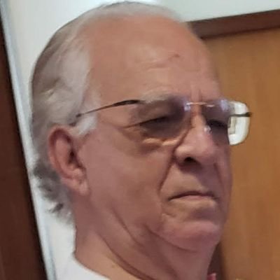 Deus, Família, Liberdade. Advogado. Às vezes, tuito por intuição. Melhor imunidade é ser honesto. DIREITA. Nome: Genaro Salles.
