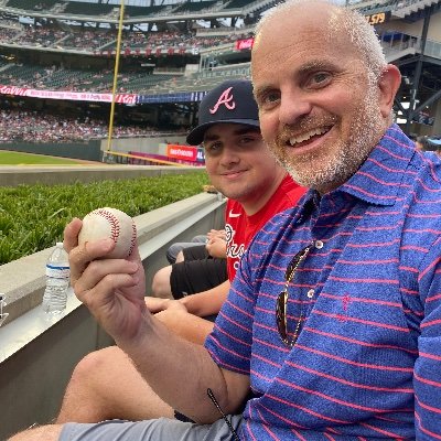 Ohio sports fan living in the South and an avid collector of sports memorabilia and trading cards.