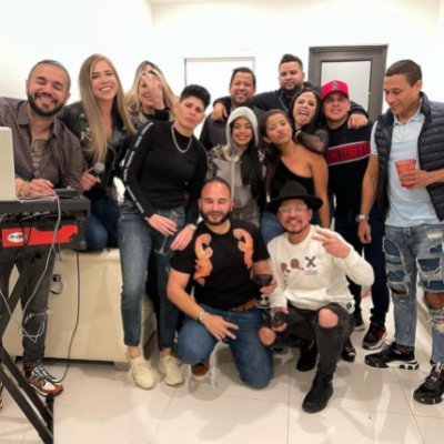 AikeyKimberly's profile picture. cheating wife ♉ DM me anytime  :D