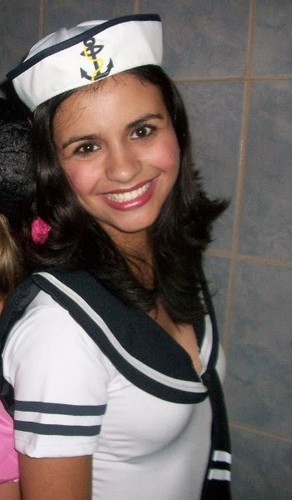 de sete bilhões de pessoas, eu me destaco por ser ÚNICA *-*