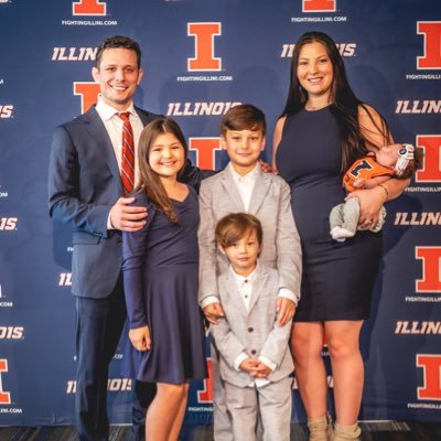 @illiniwrestling Head Wrestling Coach