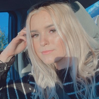 __autnicole's profile picture. 