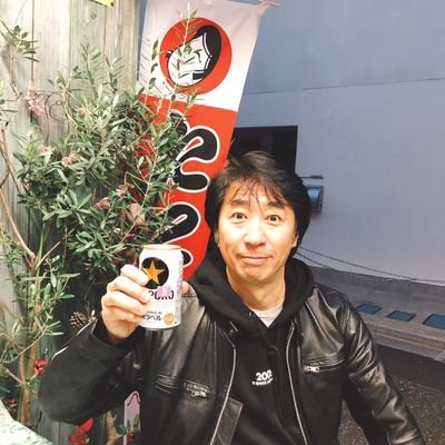 b-kitchen records、放送作家で,舞台,映画,映像で活動。欽ちゃん&香取慎吾の全日本仮装大賞、217find!、小堺一機とおしゃべりLIVE、渋谷すばるのスバラDee、HitHitHit!!!、ニコジョッキー、YCA、アナ学講師他 講演以来はこちら→bulbouskitchen@gmail.com 🙇