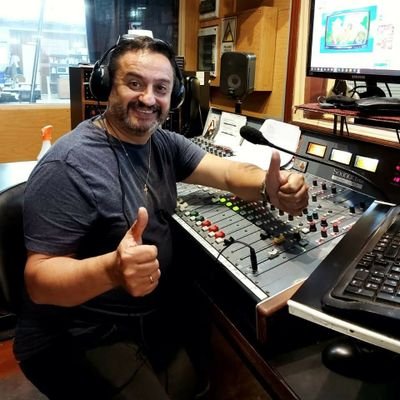 OPERADOR DE RADIO y TV
AM 760  Radio Atlantica
@marcelosanchezblanco@hotmail.com