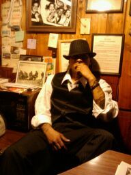 Mrbabyrata's profile picture. black n yellow