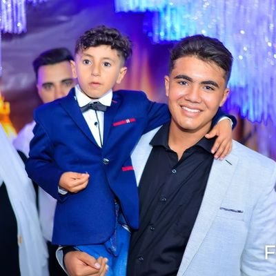 qj6tirQYqqeGk3w's profile picture. 