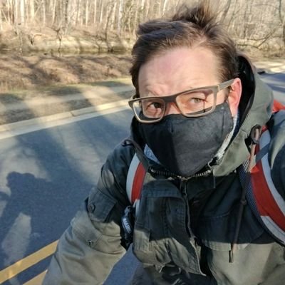 schimmelb's profile picture. 🇸🇾 🇳🇱 🇯🇵 🇺🇸,  👨‍👩‍👦‍👦, 🐣👨‍🌾
Want to contribute to (food) waste reduction, sustainable farming, women's and minority progress.