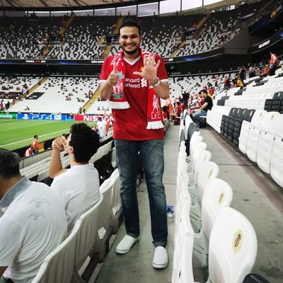 Lawyer by Profession...Lazy by Choice, Liverpool Nutter, can talk about football 24/7, Proud Surti, Husband, and Dad. #JFT97 #YNWA