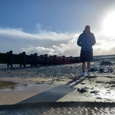 PaulWhittle_'s profile picture. BWFC Season ticket holder 🏴󠁧󠁢󠁷󠁬󠁳󠁿