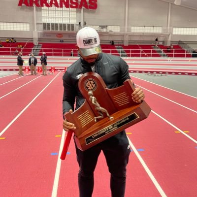 •Asst. S/H/R Coach @ SMH(2022-pres) • Ex.Uni of Ark S/H/R Coach2016-2022)