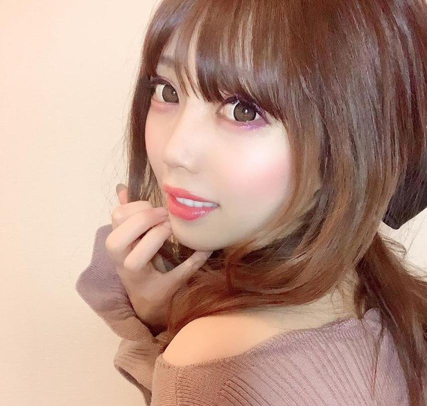 めっちゃさみしいよ~ あーあ、誰かそばにいたら、・・・ ねえ、フォーしてくれないの? いい写真見せるからさ(^_-)-☆