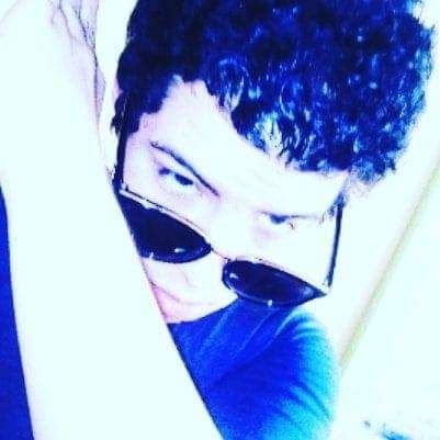 reggaeluismyrtr's profile picture. amo a mi fanta🐾me encanta componer canciones estudio computación  voy estudiar para actor y youtuber