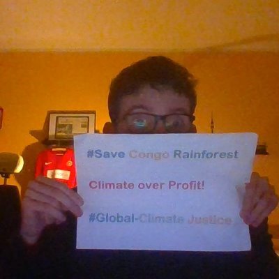 Aktivist für Klimaschutz und gegen Rassismus activist Fighting for #GlobalClimatejustice and against Raicm .