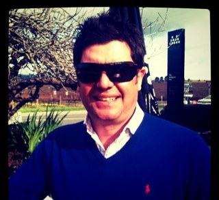 simrog's profile picture. 