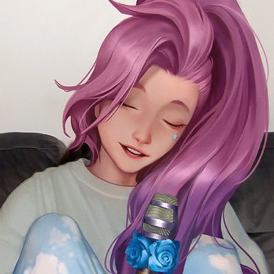 to na @grimescareさんのプロフィール画像