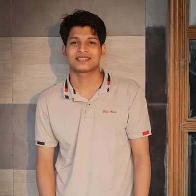 hsapiens_anis's profile picture. from mars🏔️