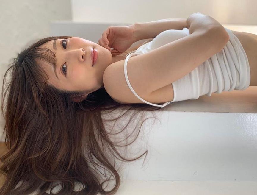 セフレになりたいな(///∇︎///) 早くフォーして、写真を見てみて！