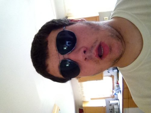 ipadhelp16's profile picture. 