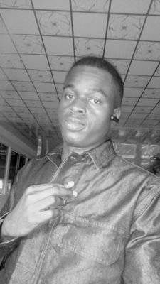 thedy_koumou's profile picture. Chrétien, commerçant et investisseur en trading