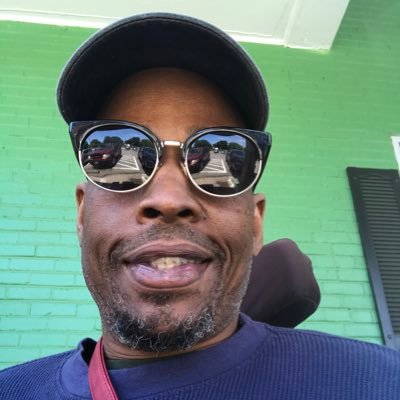 Yes, I have 17 grand kids, News Junkie. Army Vet. Wheelchaired Warrior ♿ in a war against Multiple Sclerosis. Film Noir fan. Totally anti-Trump #FBR #Resistance