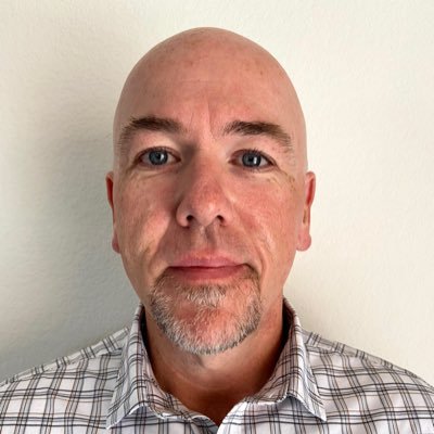 madlinux's profile picture. Happily living life in SoCal