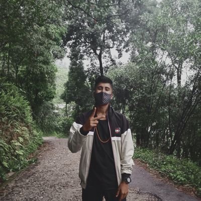 when i tweet:i tweet to kill😎
