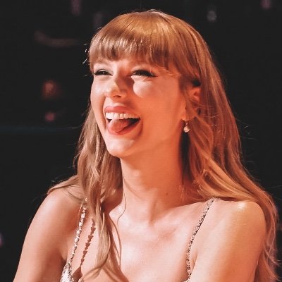twenty-one & feeling 22 🎈 tweeting Taylor Swift lyrics and feels