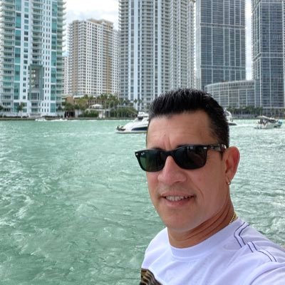 Rafles18559042's profile picture. 