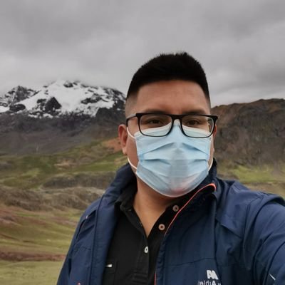 ninosimeon's profile picture. Informatics Engineer, Traveler, Peruvian food lover.