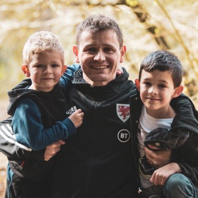 🏴 @cymru photographer ⚽️ @the_nomads Comms Director 🤓 Full Stack developer 🏃🏻♂️ @wrexhamaac 100m 200m record holder 👤 @playertrackpro
