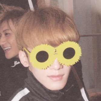 — #EXO ♡ ::: welcome back king jongdae ! @kyeodery @jhooniez @yyohyeon