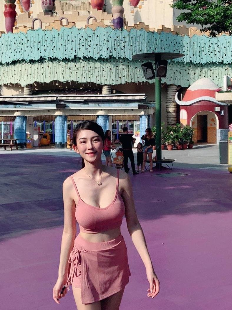 Namfi51648's profile picture. 新しい友達を作るのは大好きなのよ！フォーしてくれたら、あたしの写真を見せてあげるわ