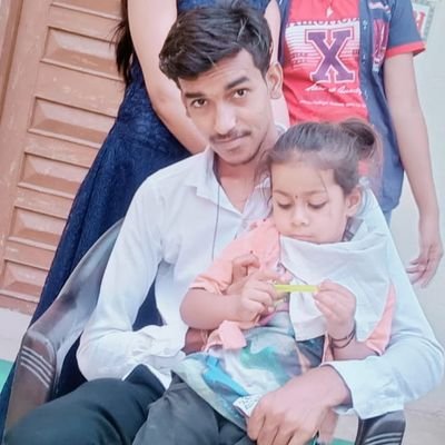 जिंदगी और तैराकी में एक चीज कॉमन है
तैर गए तो पार नहीं तो बीच मझदार।।