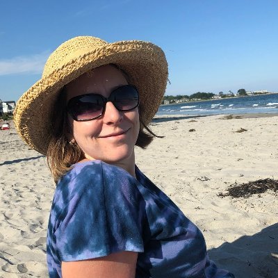 rachaelhanley's profile picture. she/hers